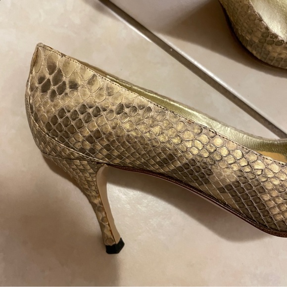 Gucci Gold Snakeskin Heels - Picture 4 of 7